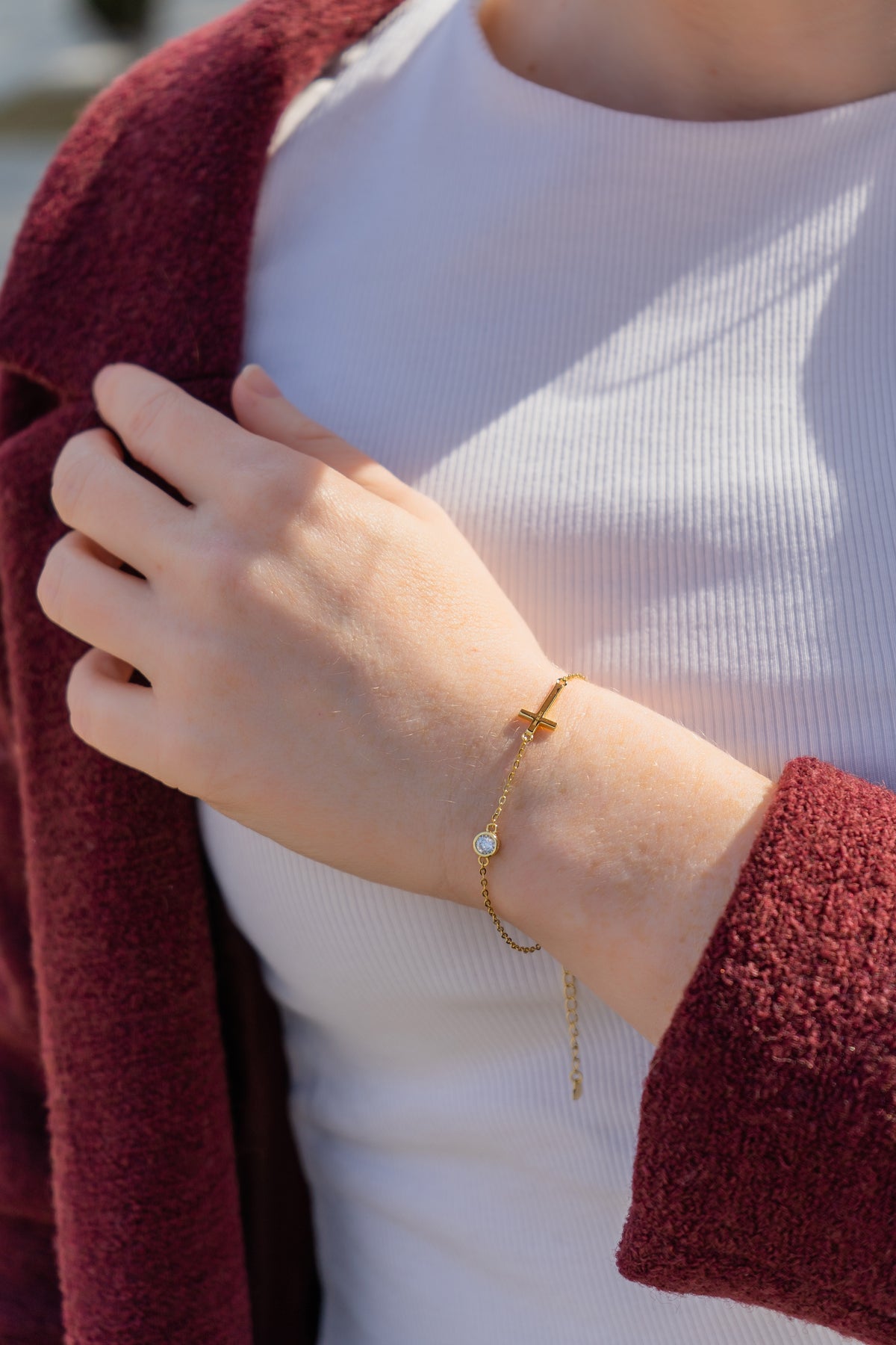 Let It Shine – Cross Bracelet